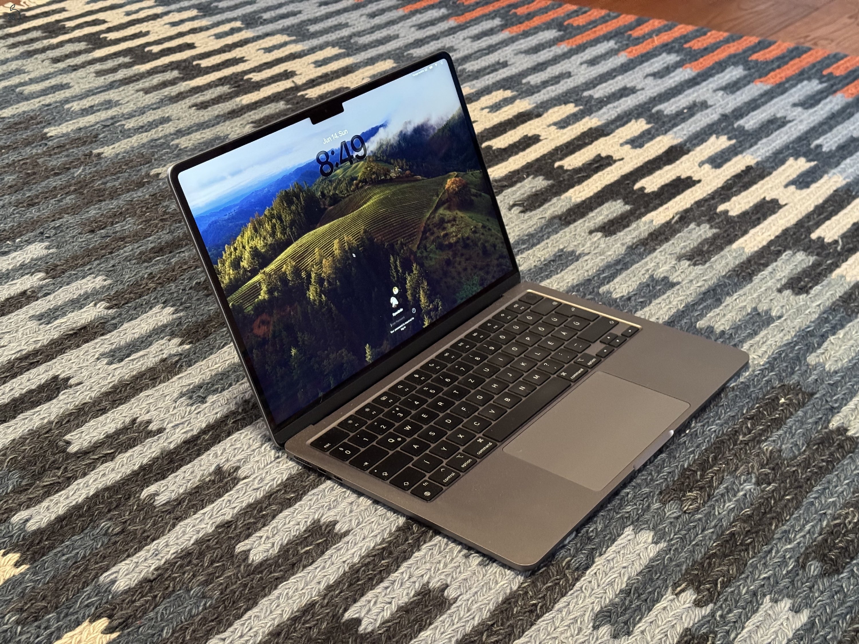 Eladó 2022 Macbook Air 13 M2 (8 core), 16Gb RAM, 512Gb SSD