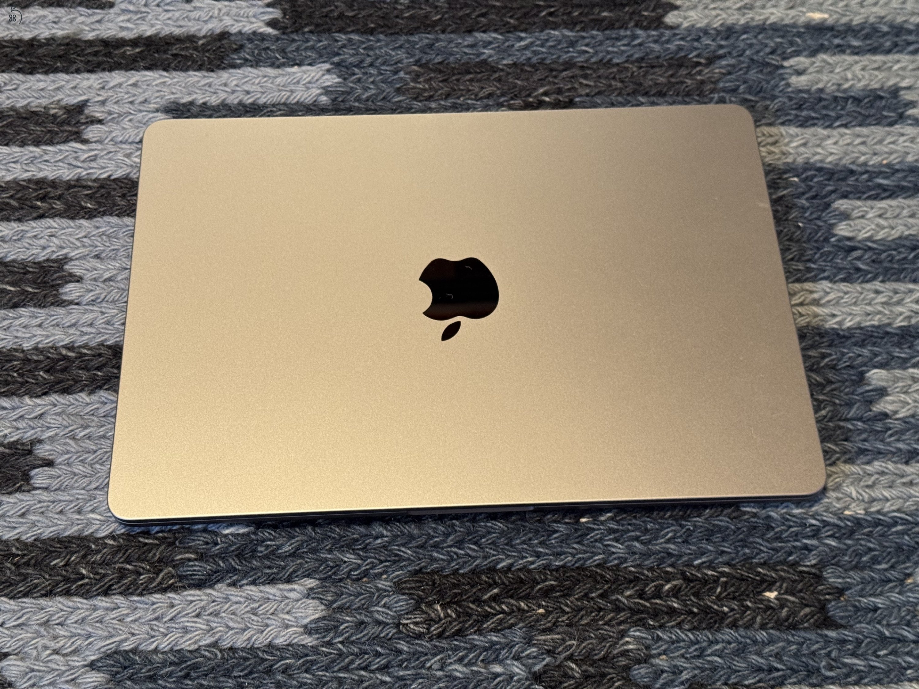 Eladó 2022 Macbook Air 13 M2 (8 core), 16Gb RAM, 512Gb SSD