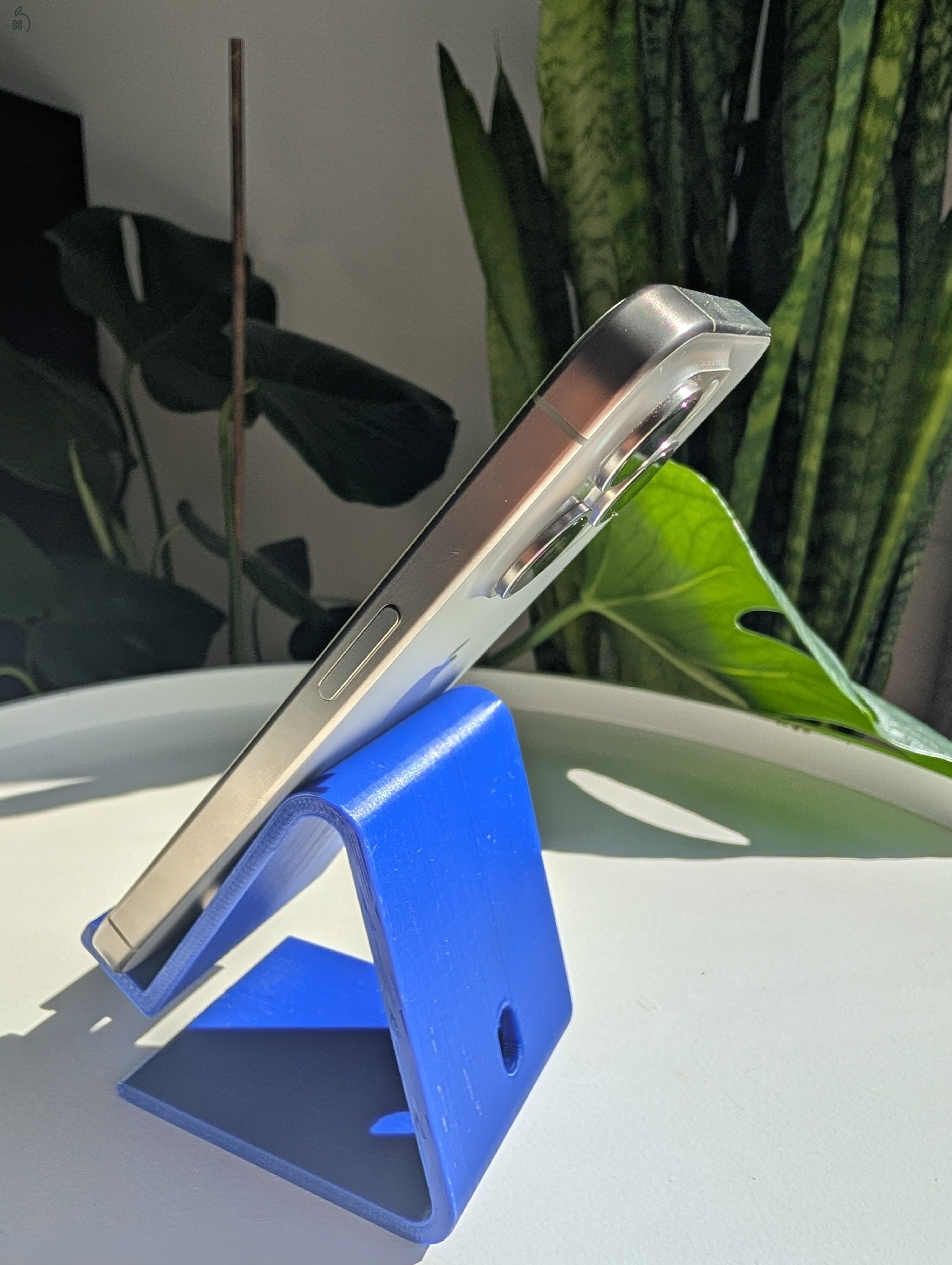 ELADÓ iPhone 15 Pro 256 GB Natúr titán színben hibátlan állapotban