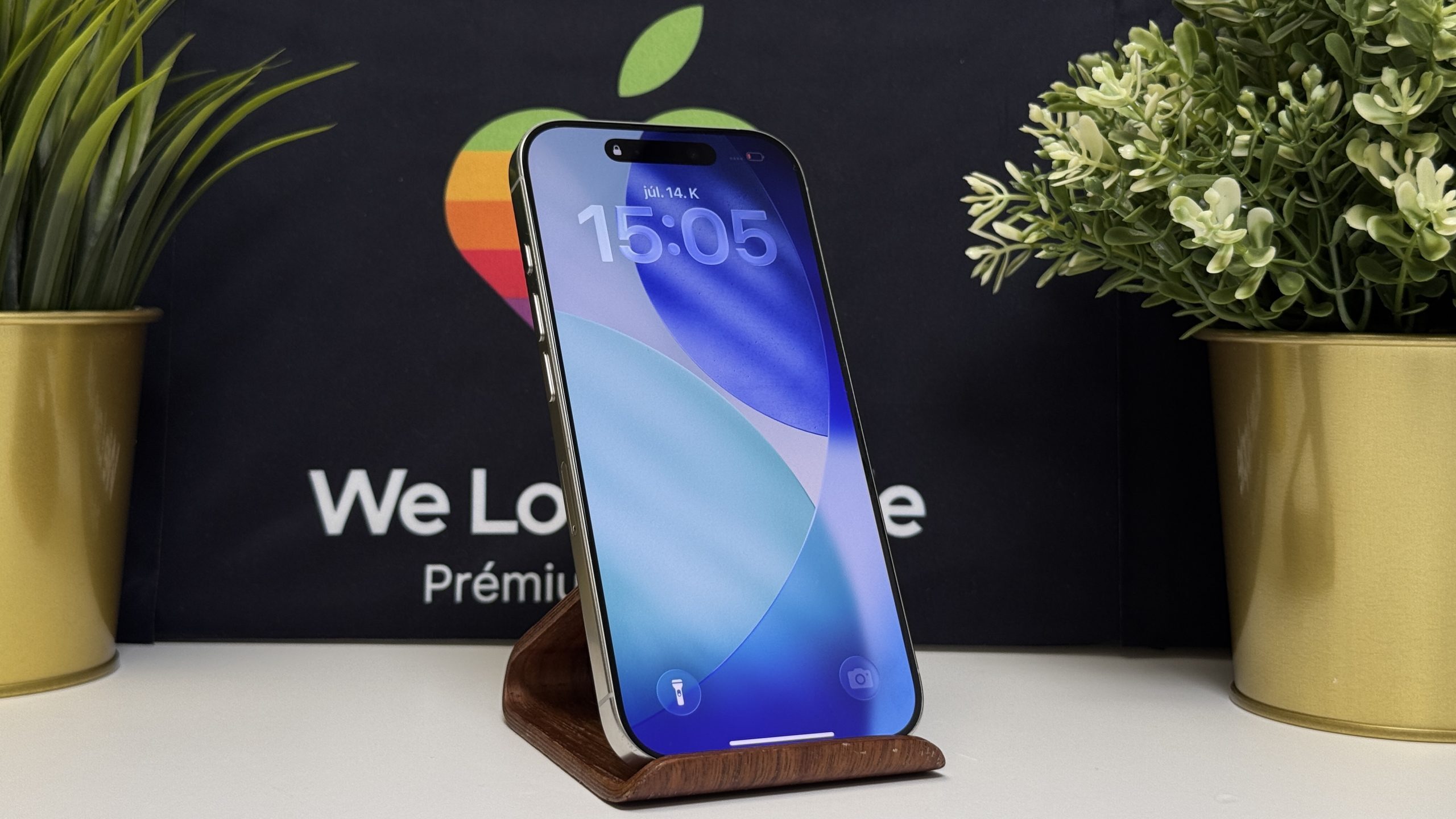 iPhone 16 Pro 128GB, Fehér Titán, Független, Számla, 2 Év Garancia, 92%