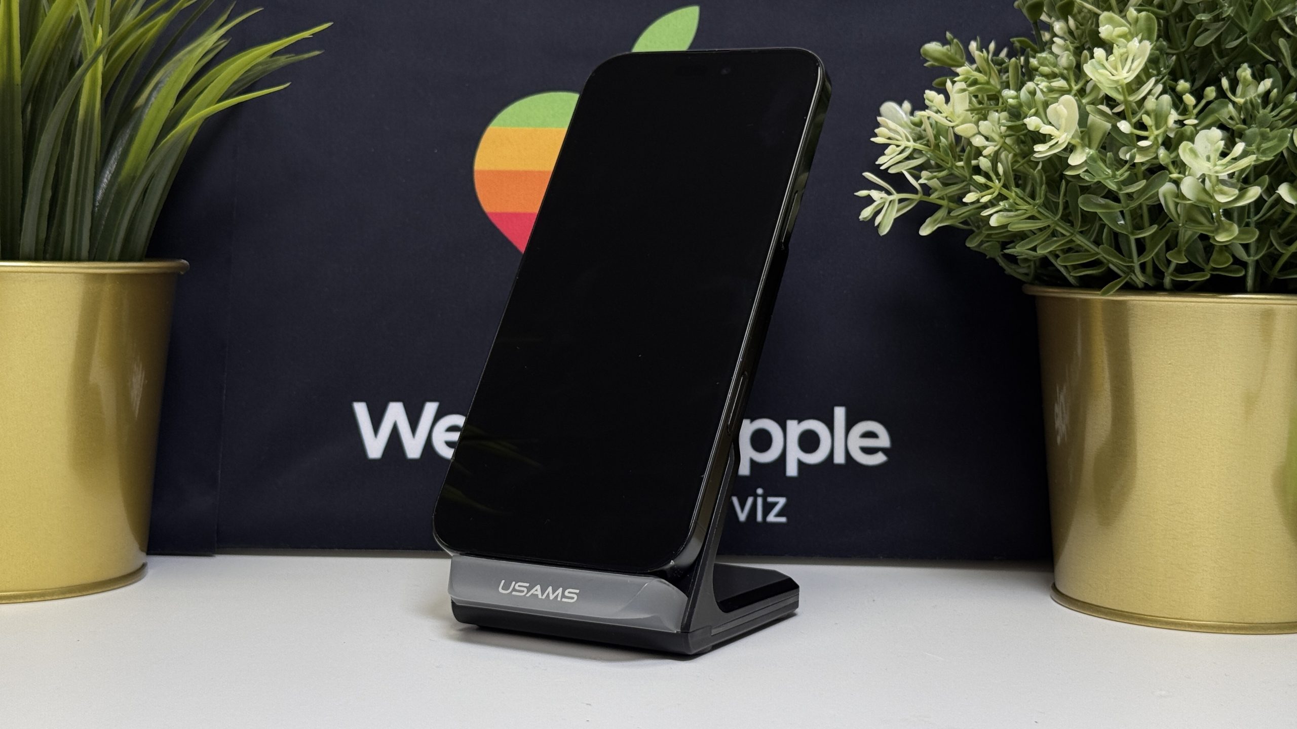 iPhone 16 Pro Max 512GB, Fekete Titán, Független, Számla, 2 Év Garancia, 93%