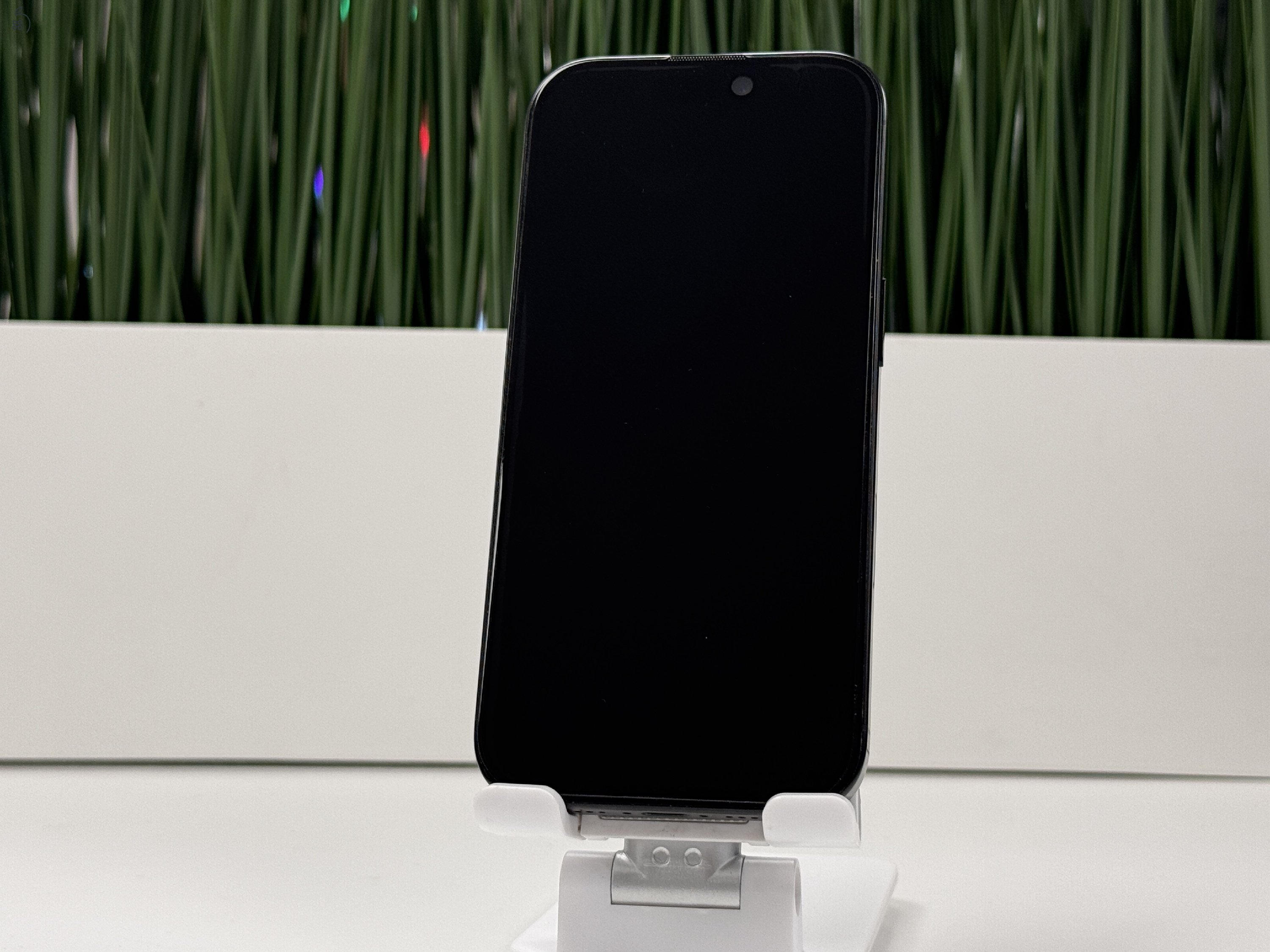 ✨  iPhone 16 Pro – Kiváló állapotban! ✨