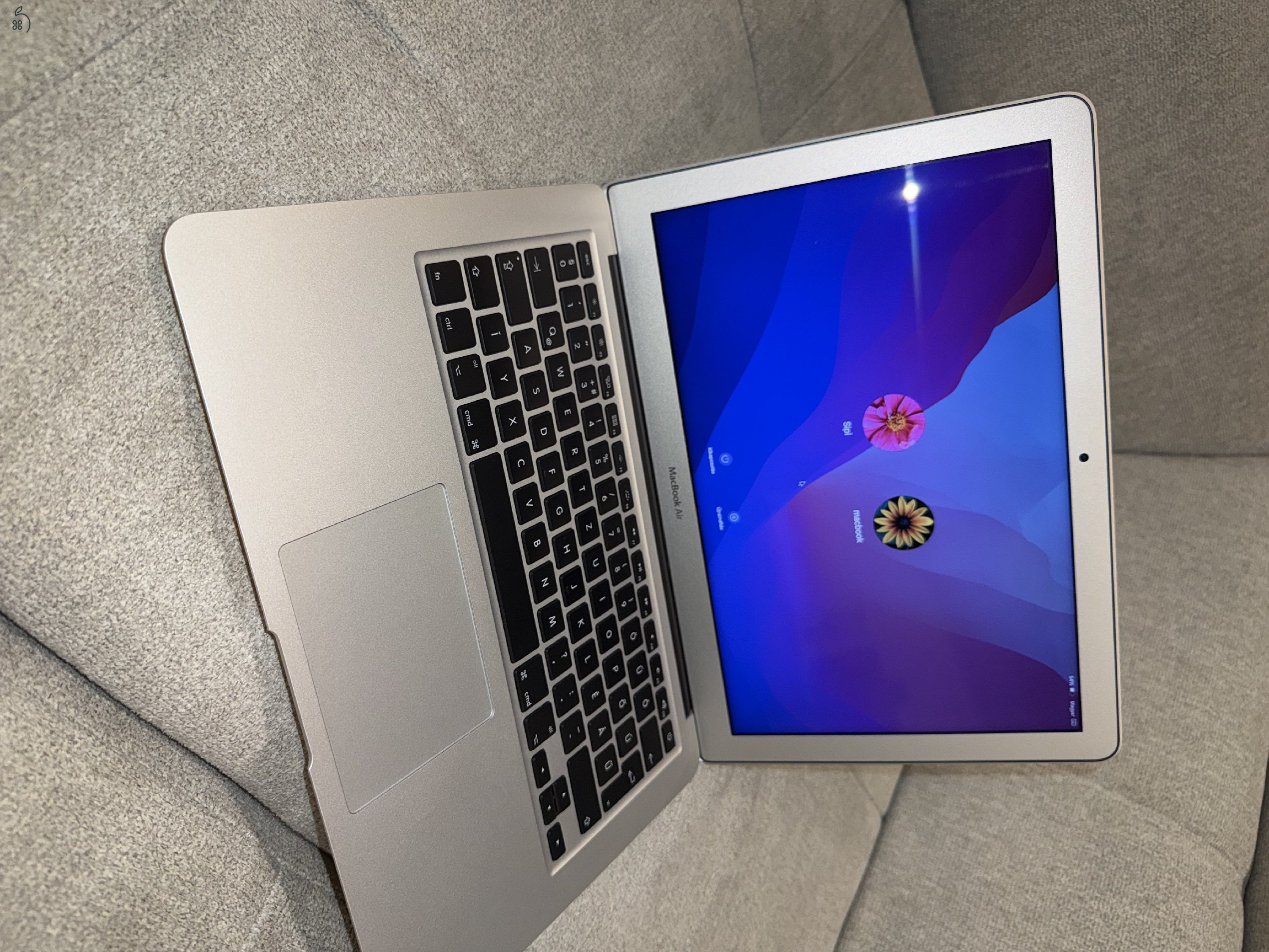 Macbook Air 13col 2017 128gb+tok