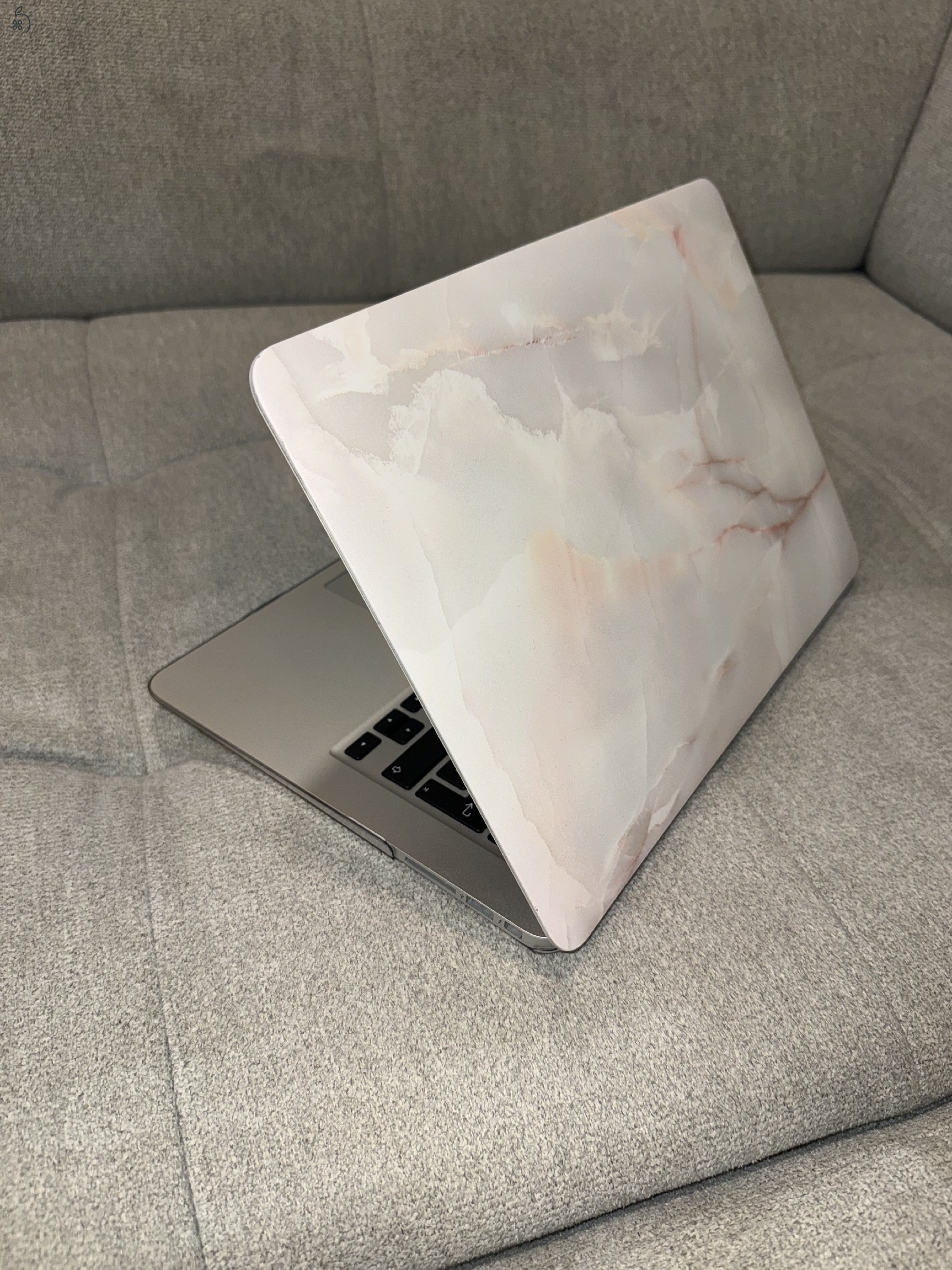Macbook Air 13col 2017 128gb+tok