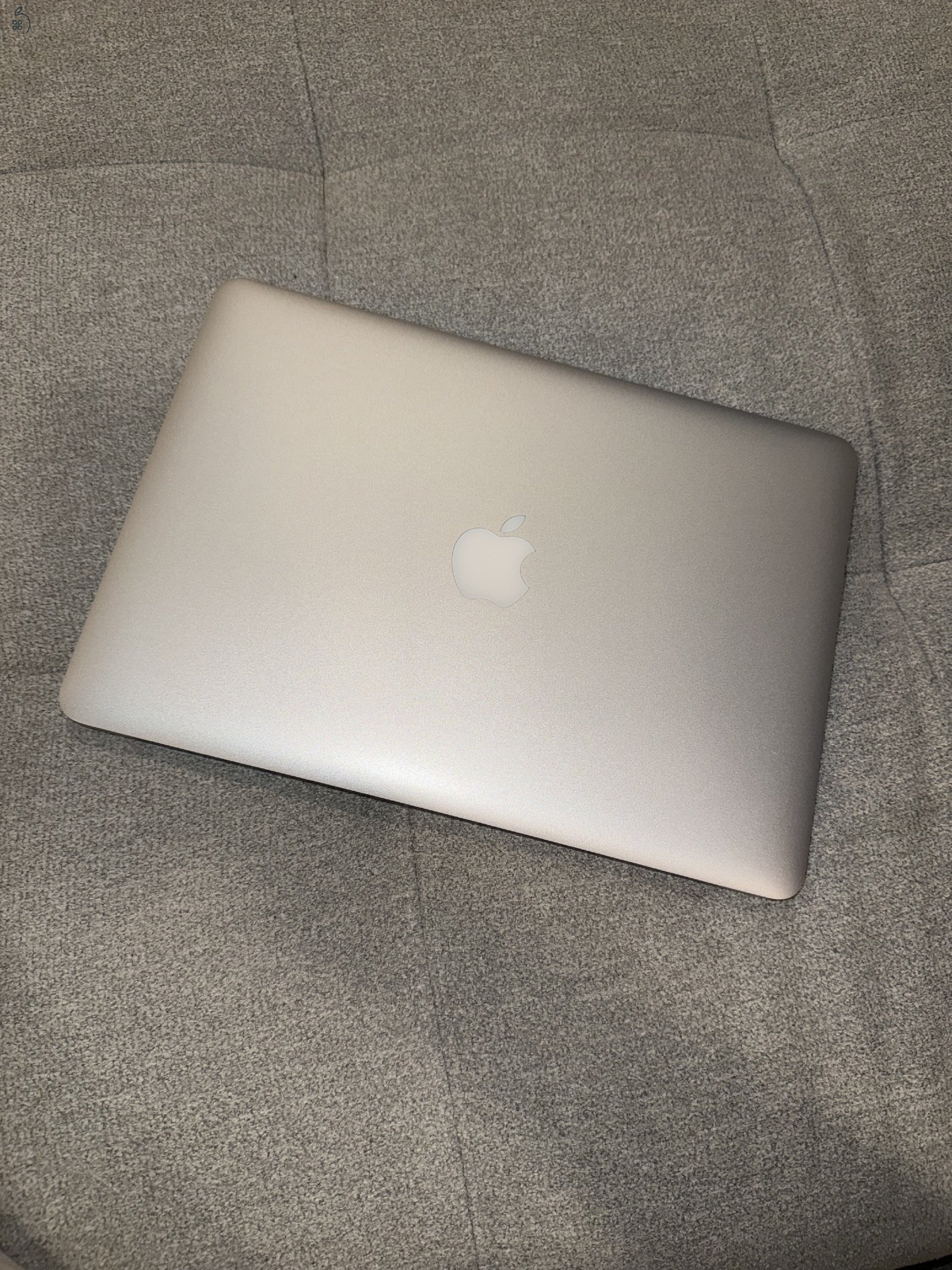 Macbook Air 13col 2017 128gb+tok