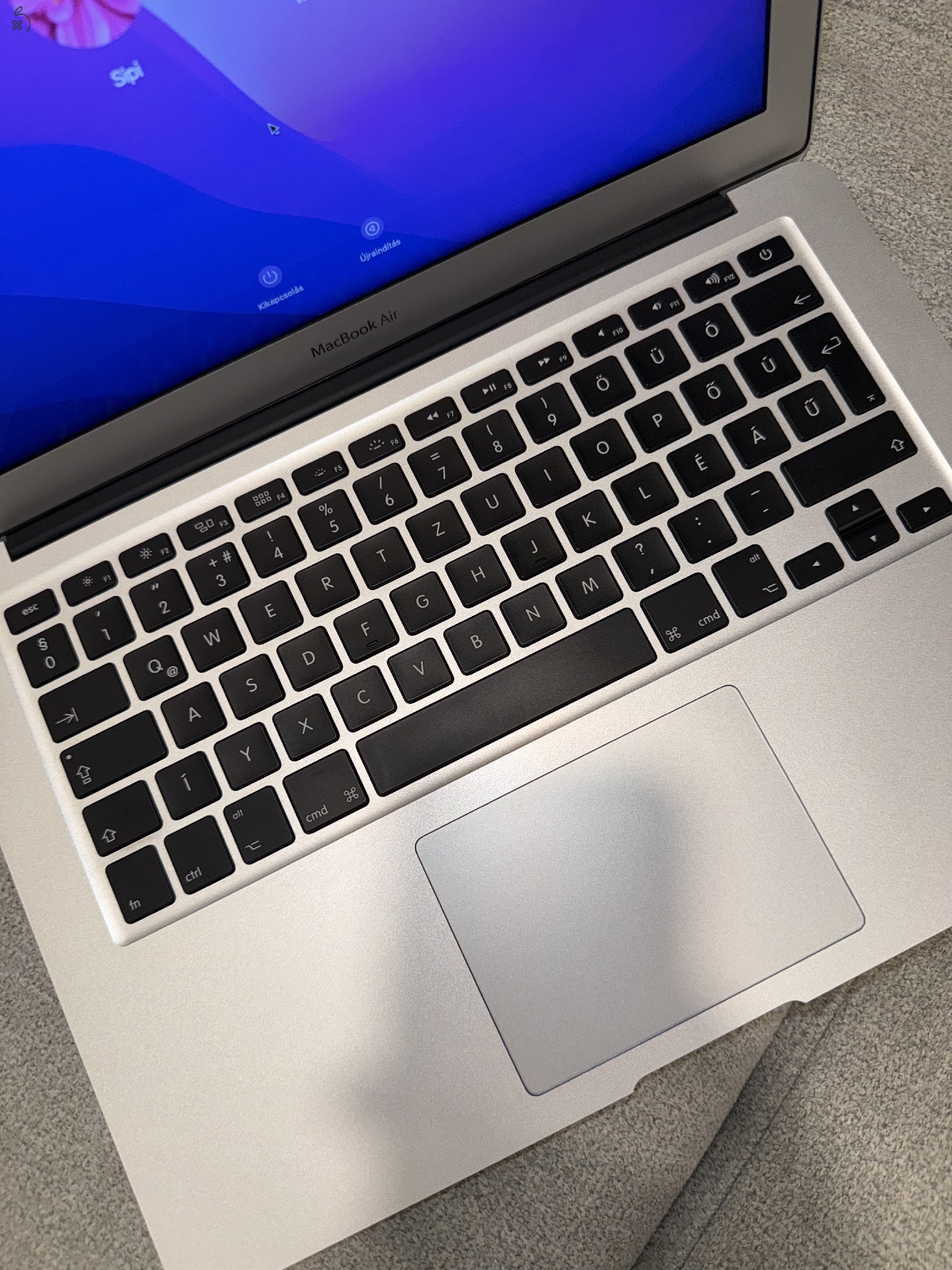 Macbook Air 13col 2017 128gb+tok