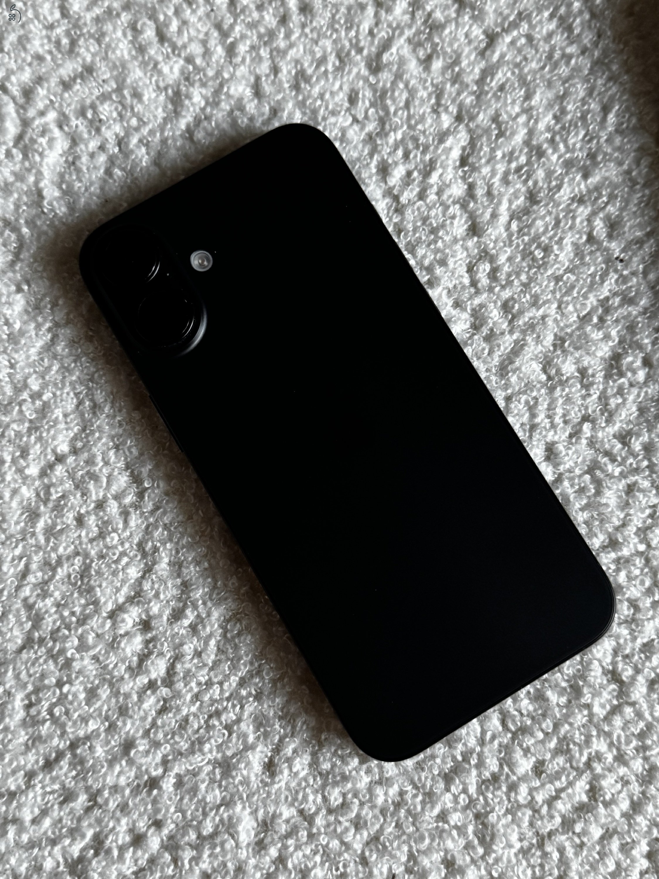 Iphone 16 Plus 128 GB fekete 100%-os akksi