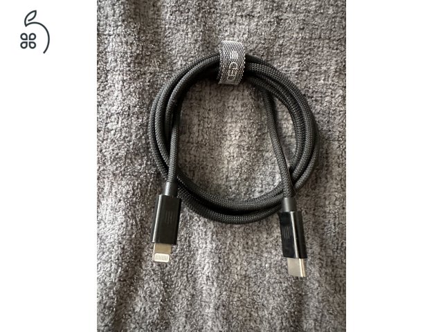 Dviced – USB-C - Lightning szőtt borítású töltőkábel, 1,25 m - fekete