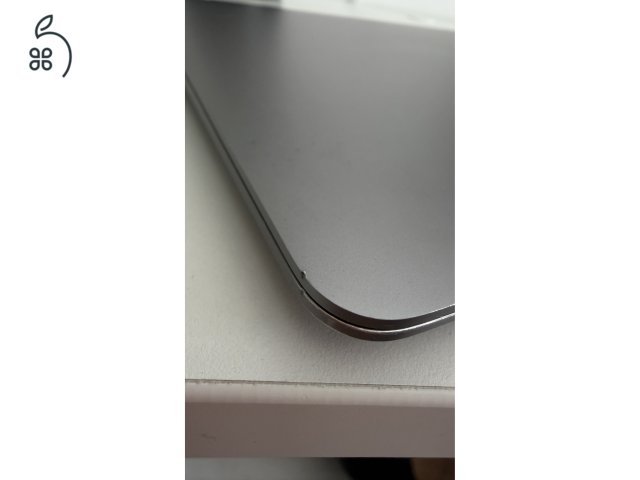 MacBook Air (M1, 2020) 13