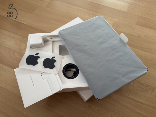 MacBook Air M2 15