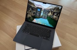 MacBook Air M2 15