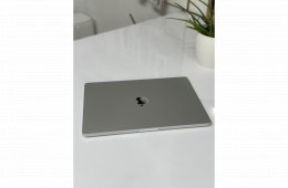 MacBook Air 15