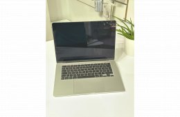 MacBook Air 15