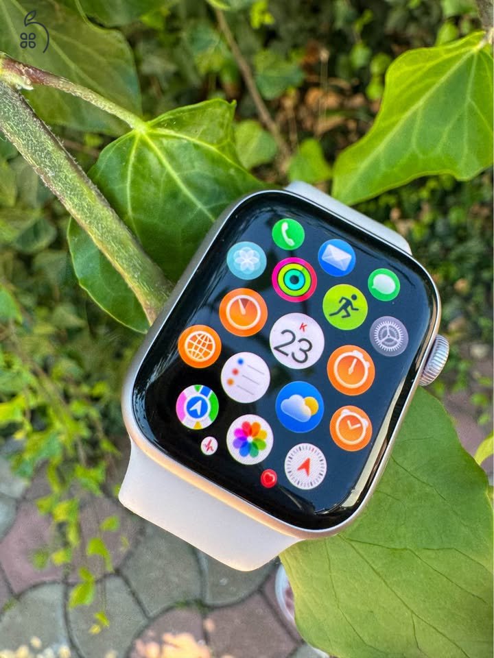 Apple Watch Series 9 GPS, 41 mm-es rózsaszín alumíniumtok + világos rózsaszín körpánt – 4‑es méret