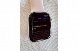 Apple Watch Series 9 GPS, 41 mm-es rózsaszín alumíniumtok + világos rózsaszín körpánt – 4‑es méret