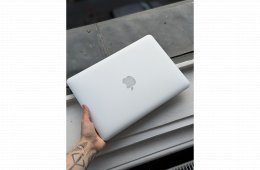 MacBook Pro 13