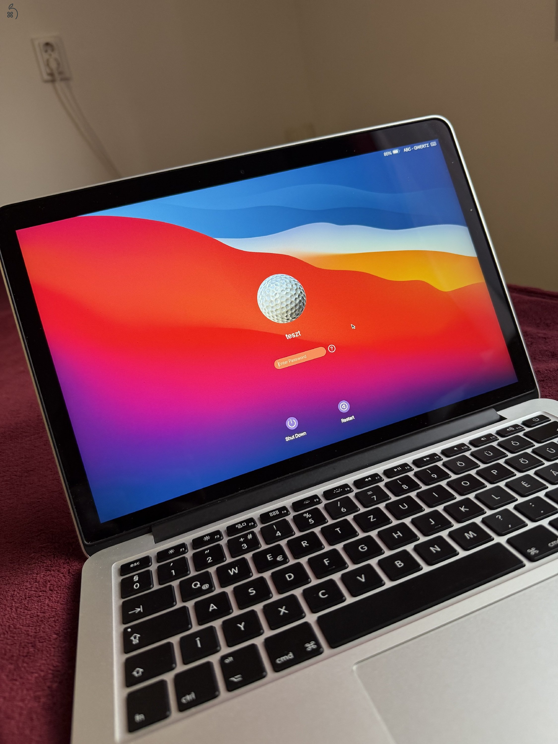 MacBook Pro 13