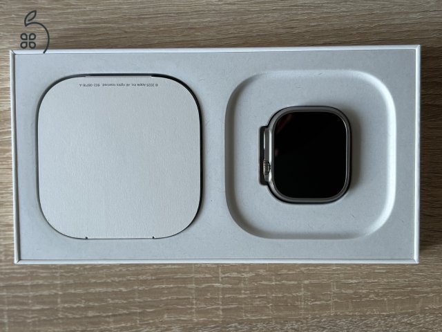 Apple Watch Ultra 3 GPS + Cellular 49mm natural titan case, Blue trail loop