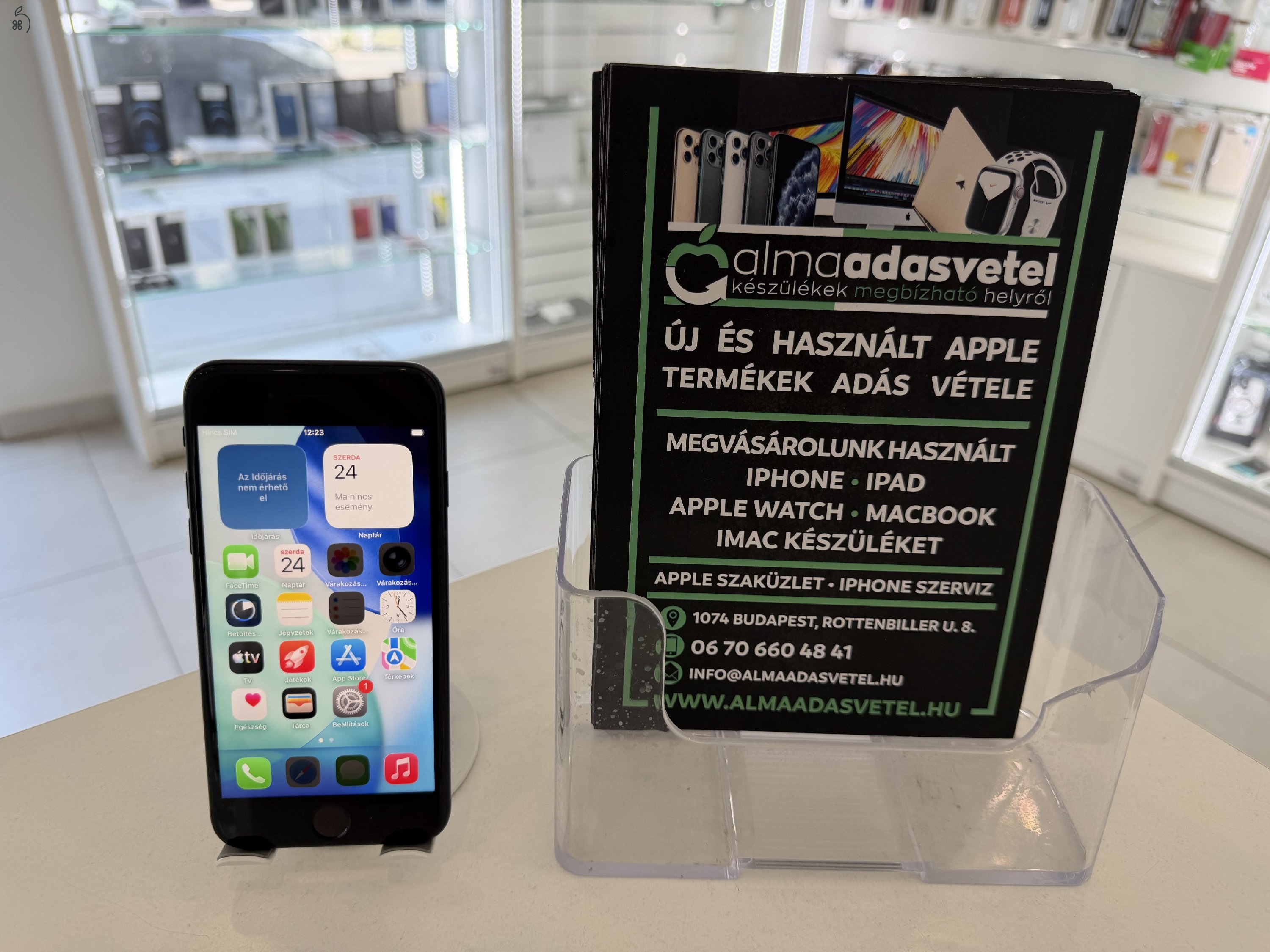 iPhone SE 2020 64GB Független Újszerű/1 hónap gar./Akku 100%/p4932