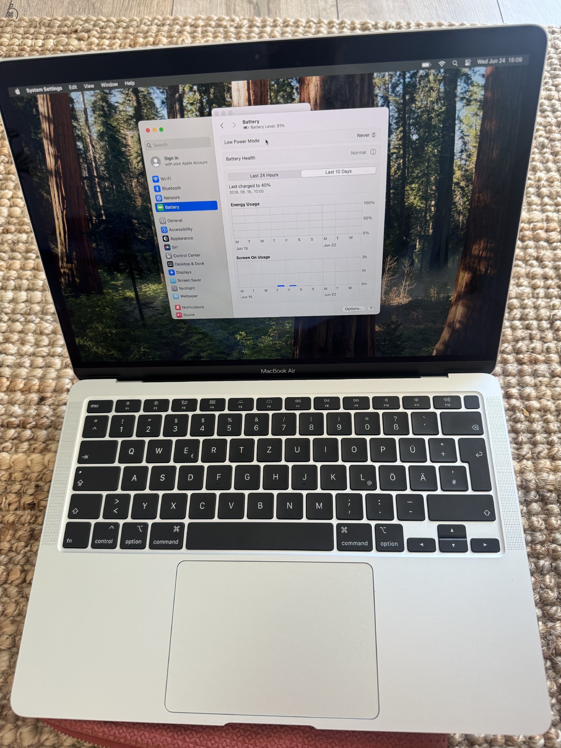 MacBook Air Retina 13-inch 2020 i5; 256GB; 16GB RAM