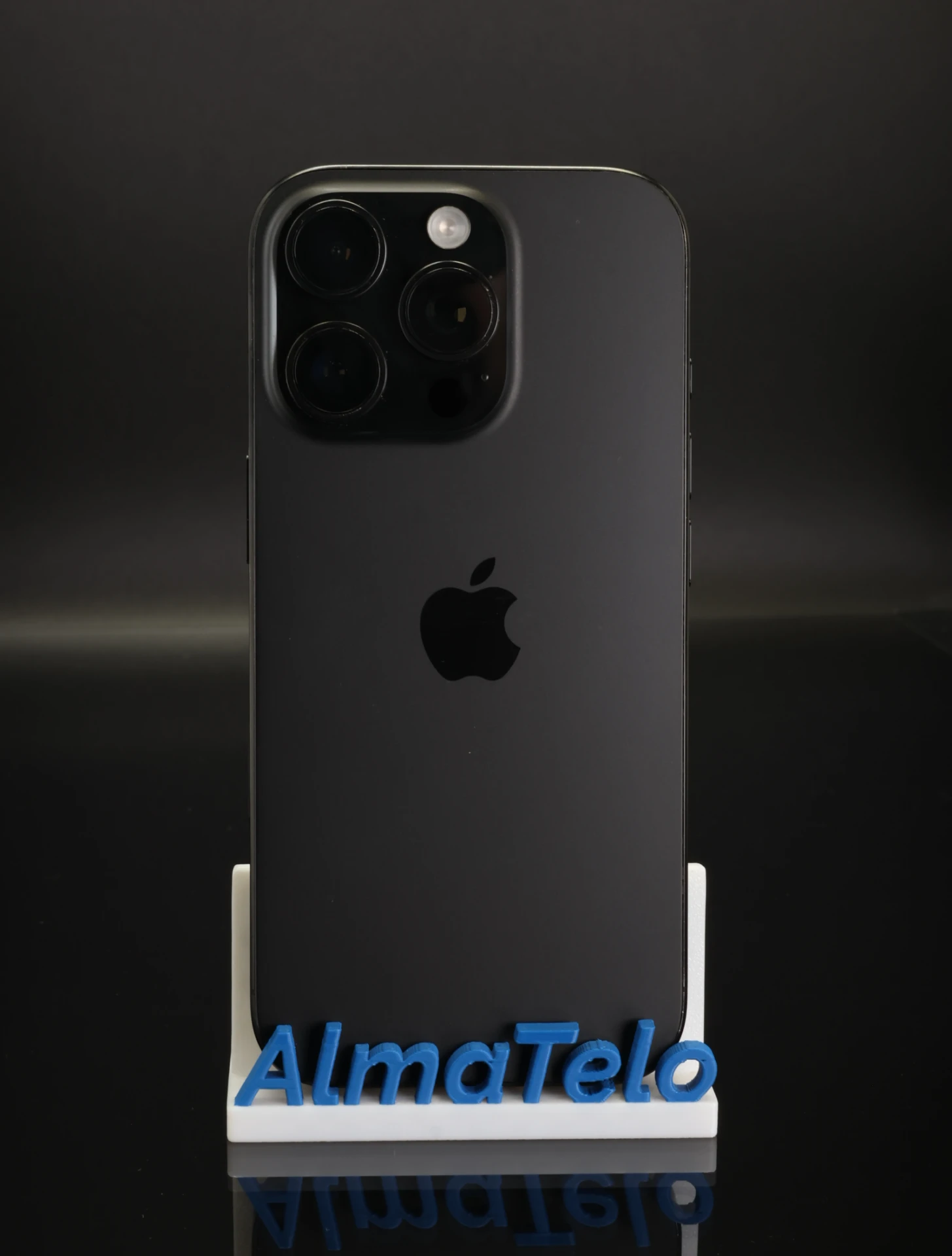 Apple iPhone 16 Pro 128 GB Black Titanium 90% akku - 12 HÓ GARANCIA