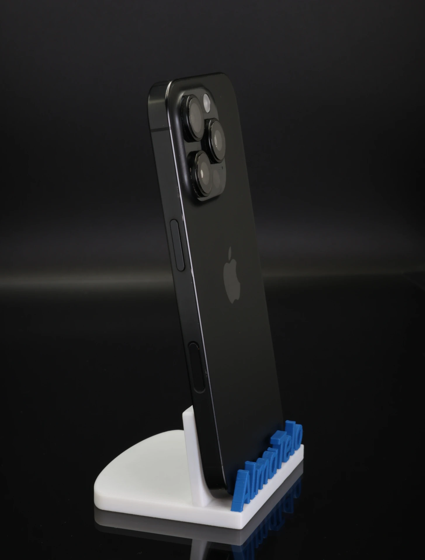 Apple iPhone 16 Pro 128 GB Black Titanium 90% akku - 12 HÓ GARANCIA