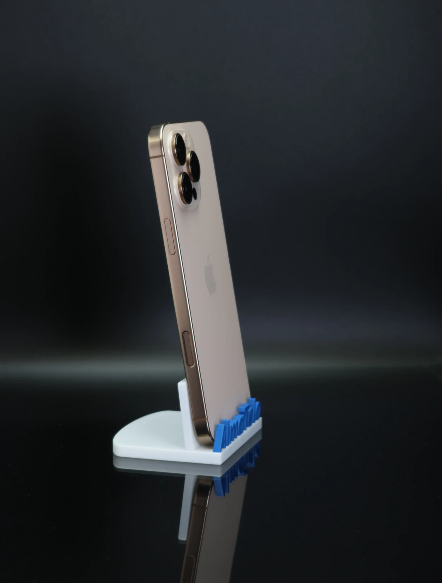 Apple iPhone 16 Pro Max 256 GB Desert Titanium 97% akku - 12 HÓ GARANCIA