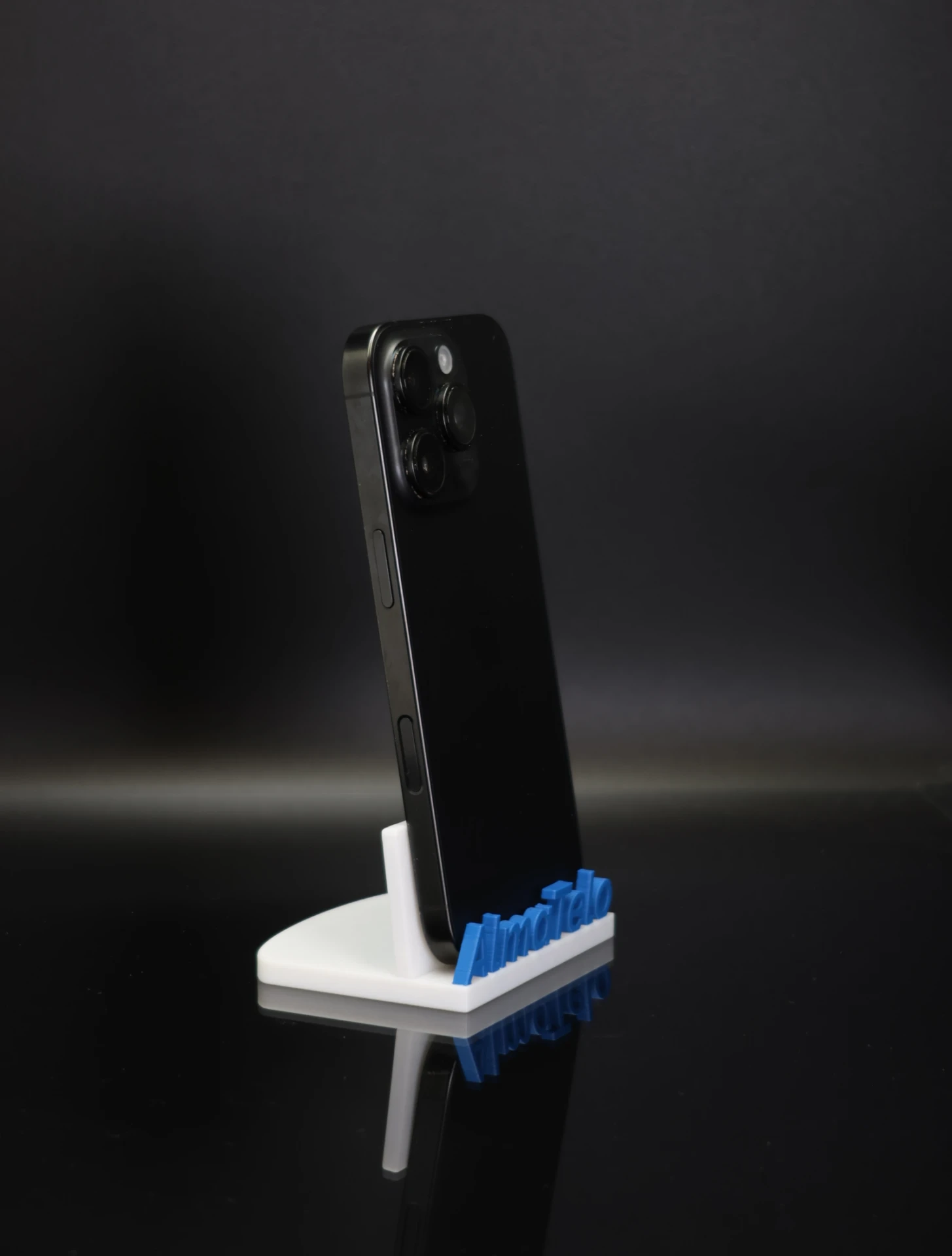 Apple iPhone 16 Pro 128 GB Black Titanium 91% akku - 12 HÓ GARANCIA