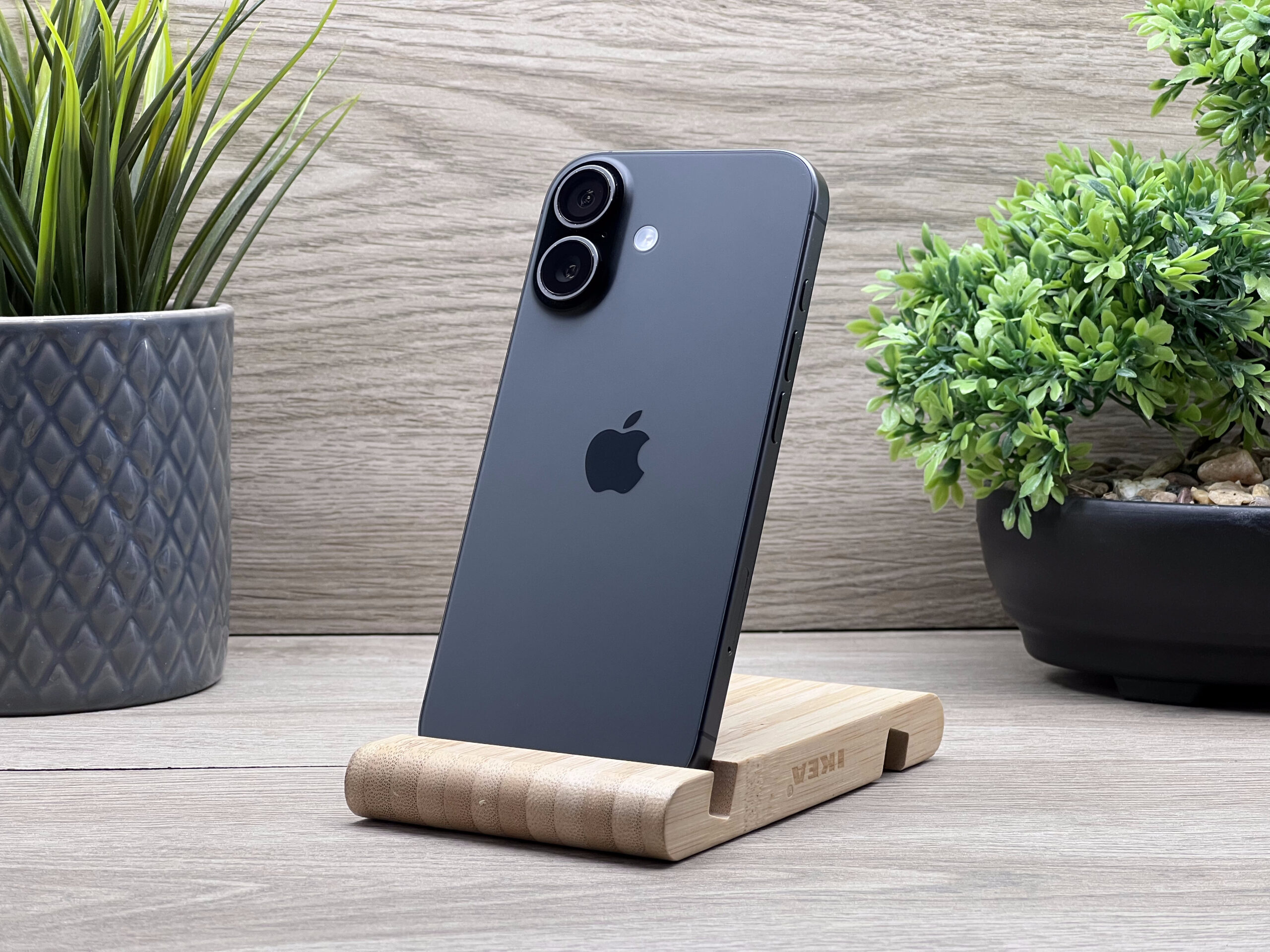 Hibátlan iPhone 17 Black 256GB 2 ÉV Garanciával 100%