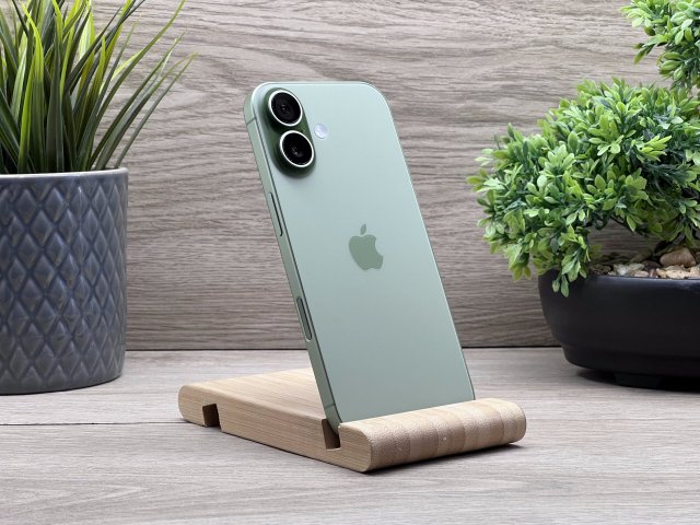 Hibátlan iPhone 17 Sage 256GB 2 ÉV Garanciával 100%
