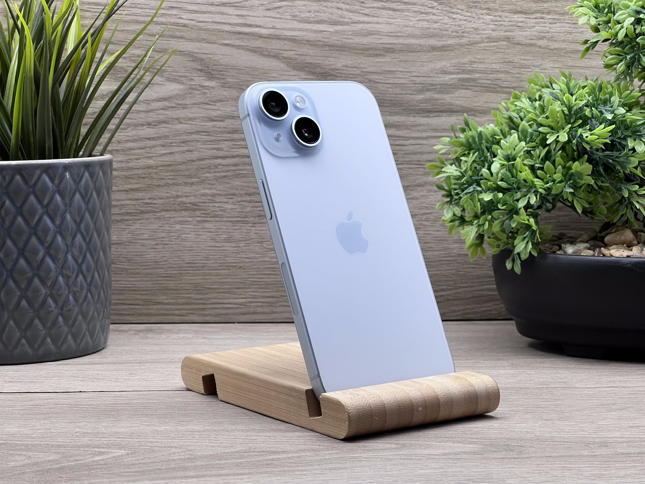 Hibátlan iPhone 15 Blue 256GB 2 ÉV Garanciával 100%