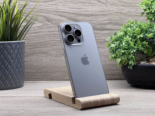 iPhone 15 Pro Natural Titanium 256GB 2 ÉV Garanciával 90%