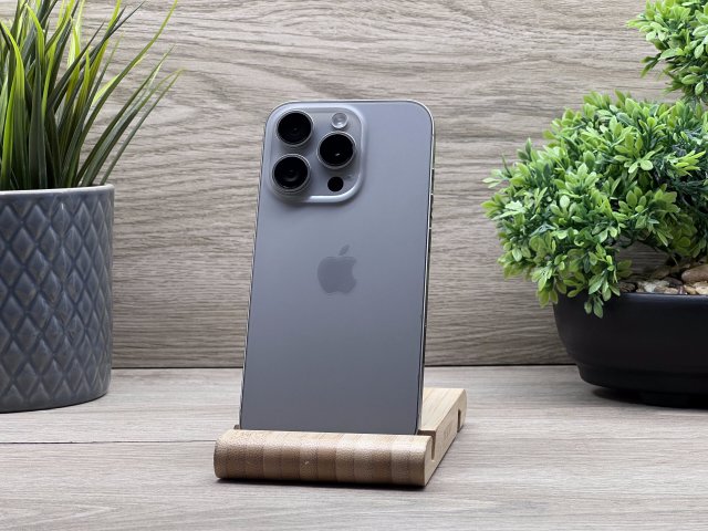 iPhone 15 Pro Natural Titanium 256GB 2 ÉV Garanciával 90%