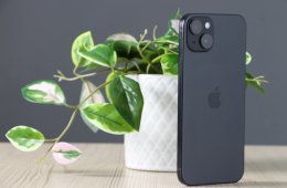 Apple iPhone 15 Plus 128GB asztrofekete A US-8217