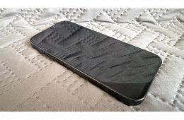 Eladó iPhone 15 Pro titanium black 128GB