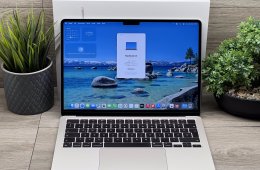 Hibátlan MacBook Air 2022 M2 13” 256GB 2 ÉV Garanciával