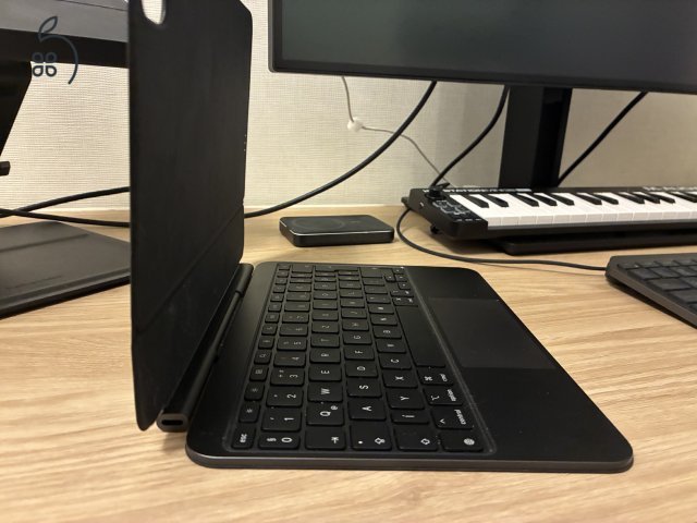 Eladó Apple Magic Keyboard 11” iPad Pro-hoz (M4, M5)