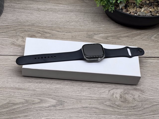 Hibátlan Apple Watch S11 Space Gray 46mm 2 ÉV Garanciával 100%
