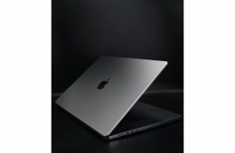 Apple MacBook Pro 16″ 2021 M1 Pro 1TB Space Gray 100% akku - 12 HÓ GARANCIA