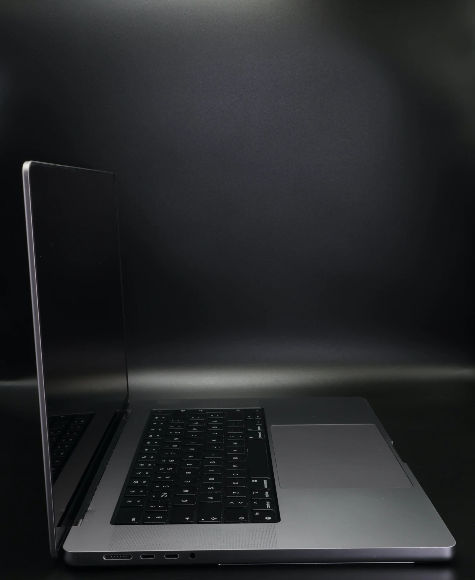 Apple MacBook Pro 16″ 2021 M1 Pro 1TB Space Gray 100% akku - 12 HÓ GARANCIA