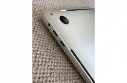 2016 MacBook Pro i5 13’ touch bar, 8GB RAM 256 GB SSD