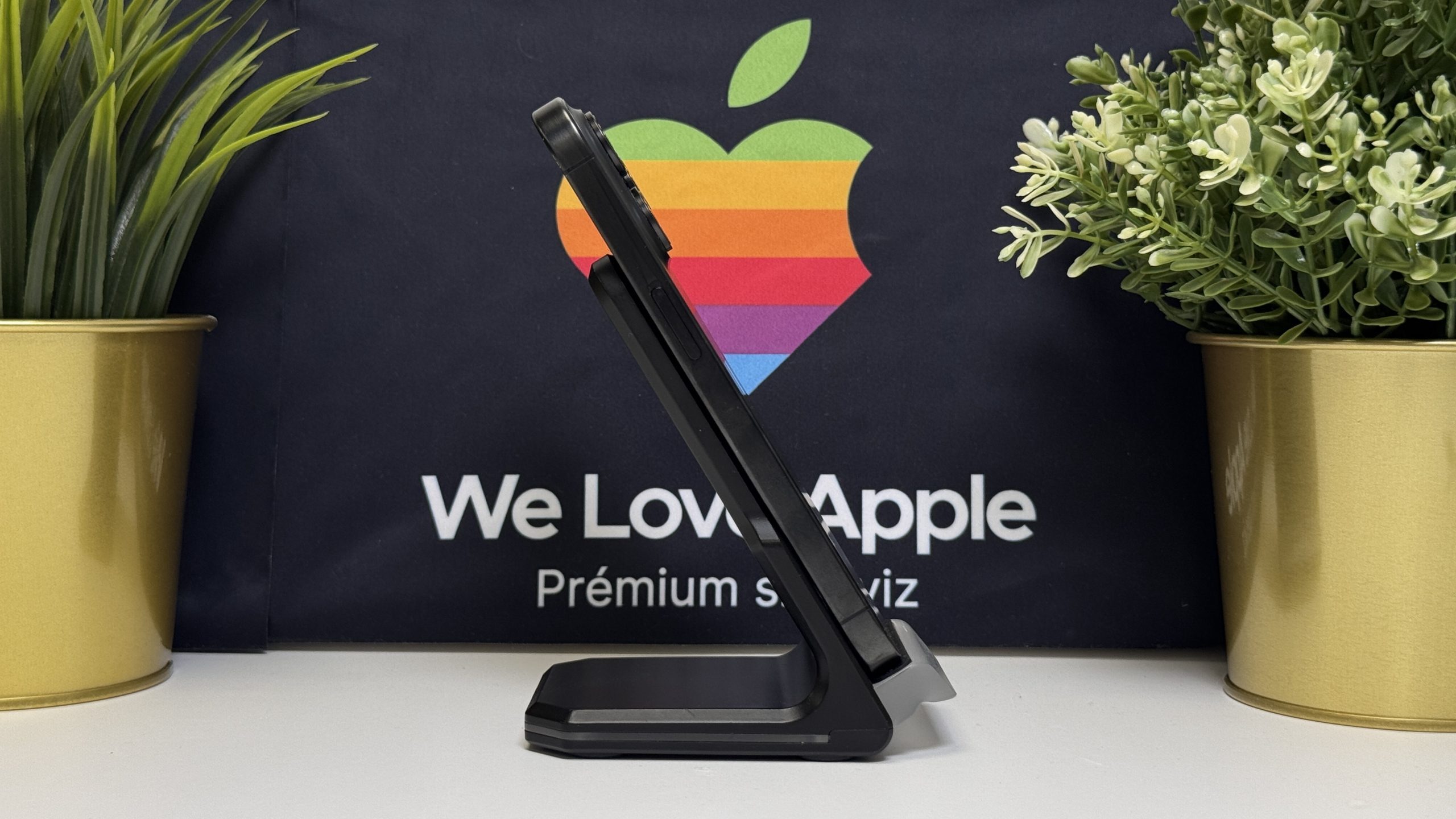 iPhone 15 Pro 256GB, Fekete Titán, Független, Számla, 2 Év Garancia, 100%
