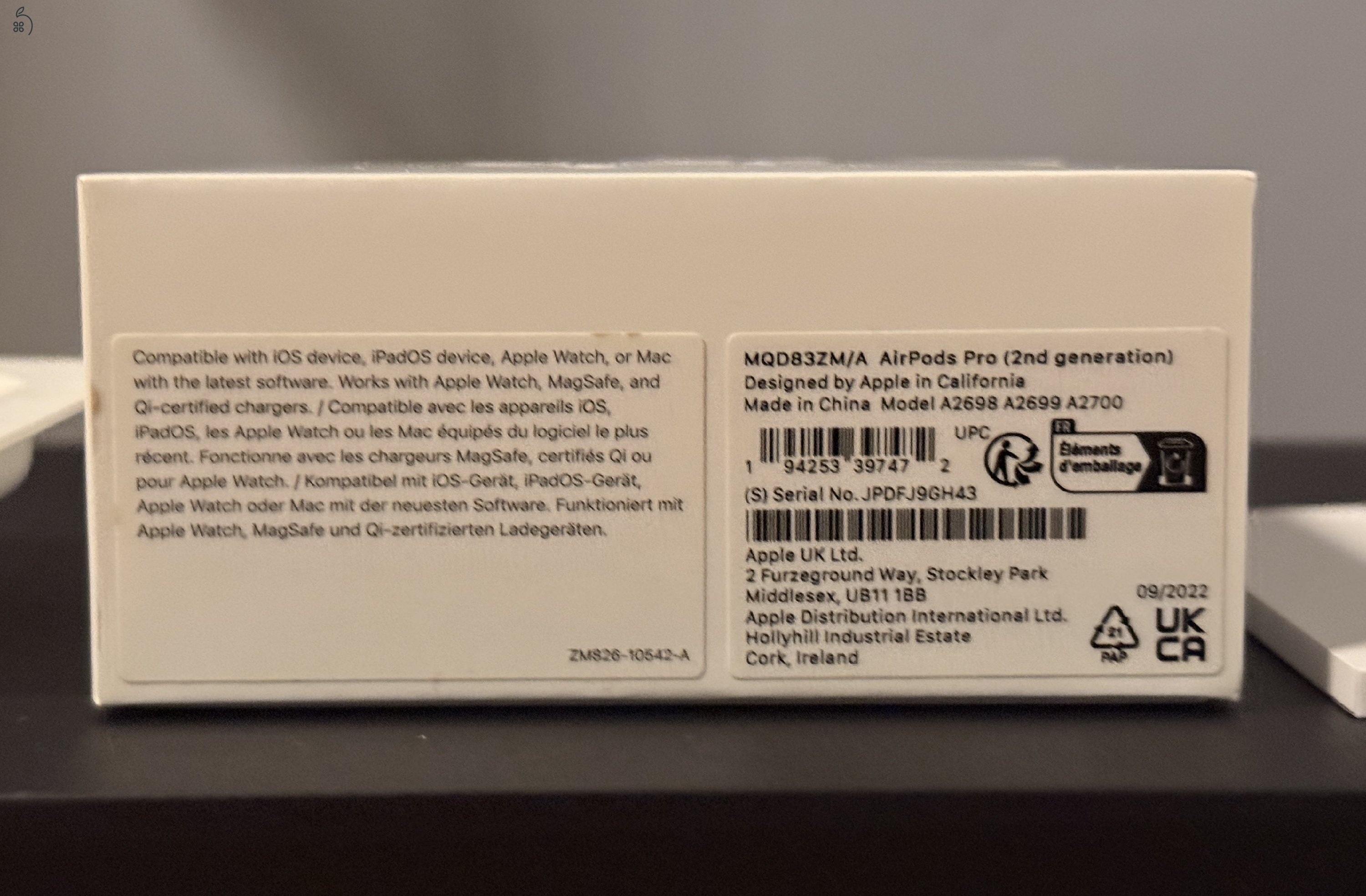 Apple AirPods Pro (2. gen) minden gyári tartozékával + ajándék szilikon tok 
