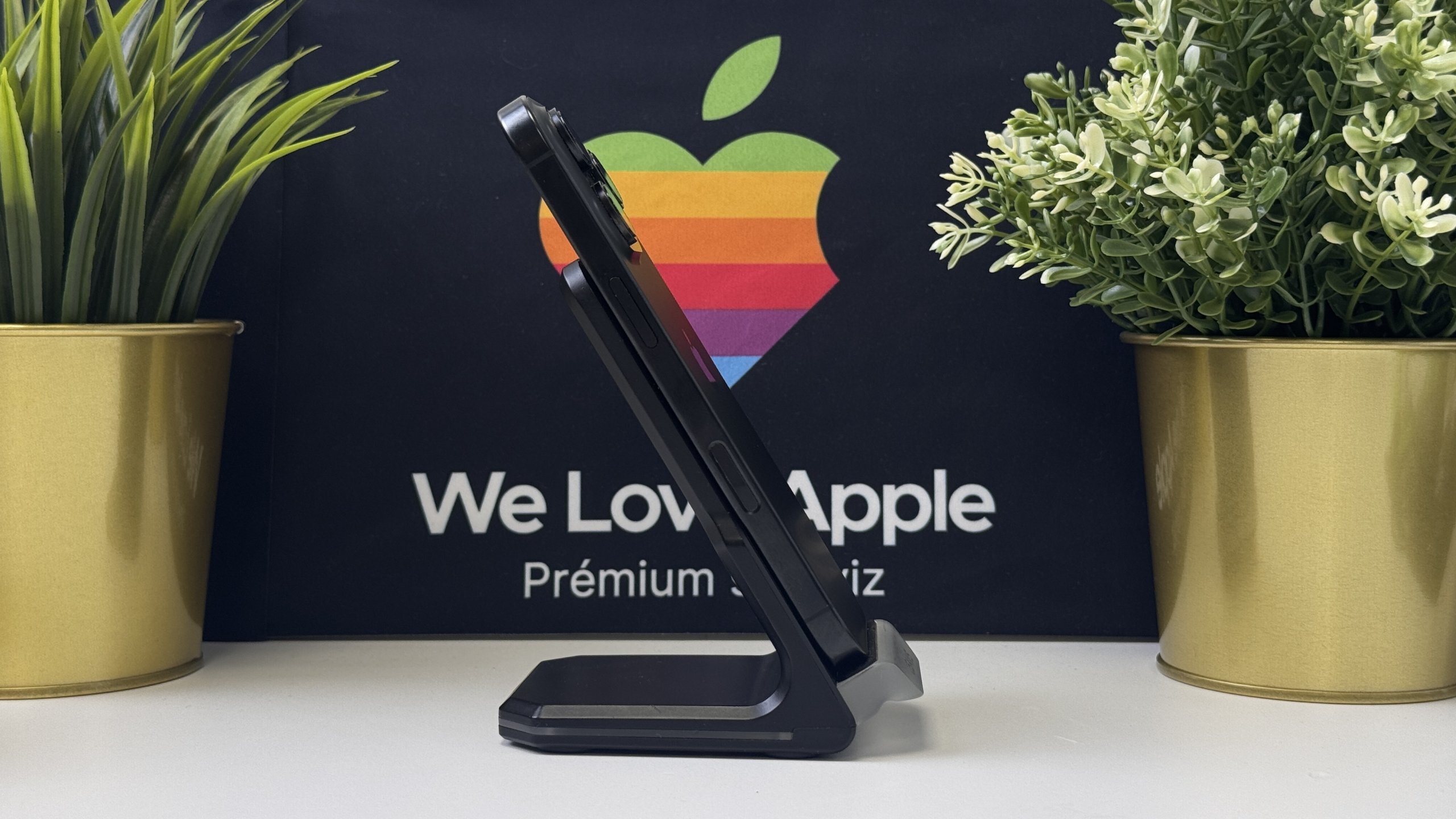 iPhone 16 Pro 512GB, Fekete Titán, Független, Számla, 2 Év Garancia, 91%