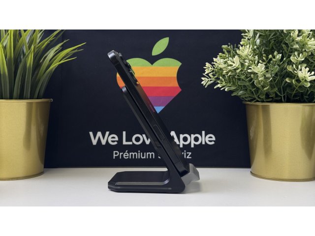 iPhone 16 Pro 512GB, Fekete Titán, Független, Számla, 2 Év Garancia, 91%