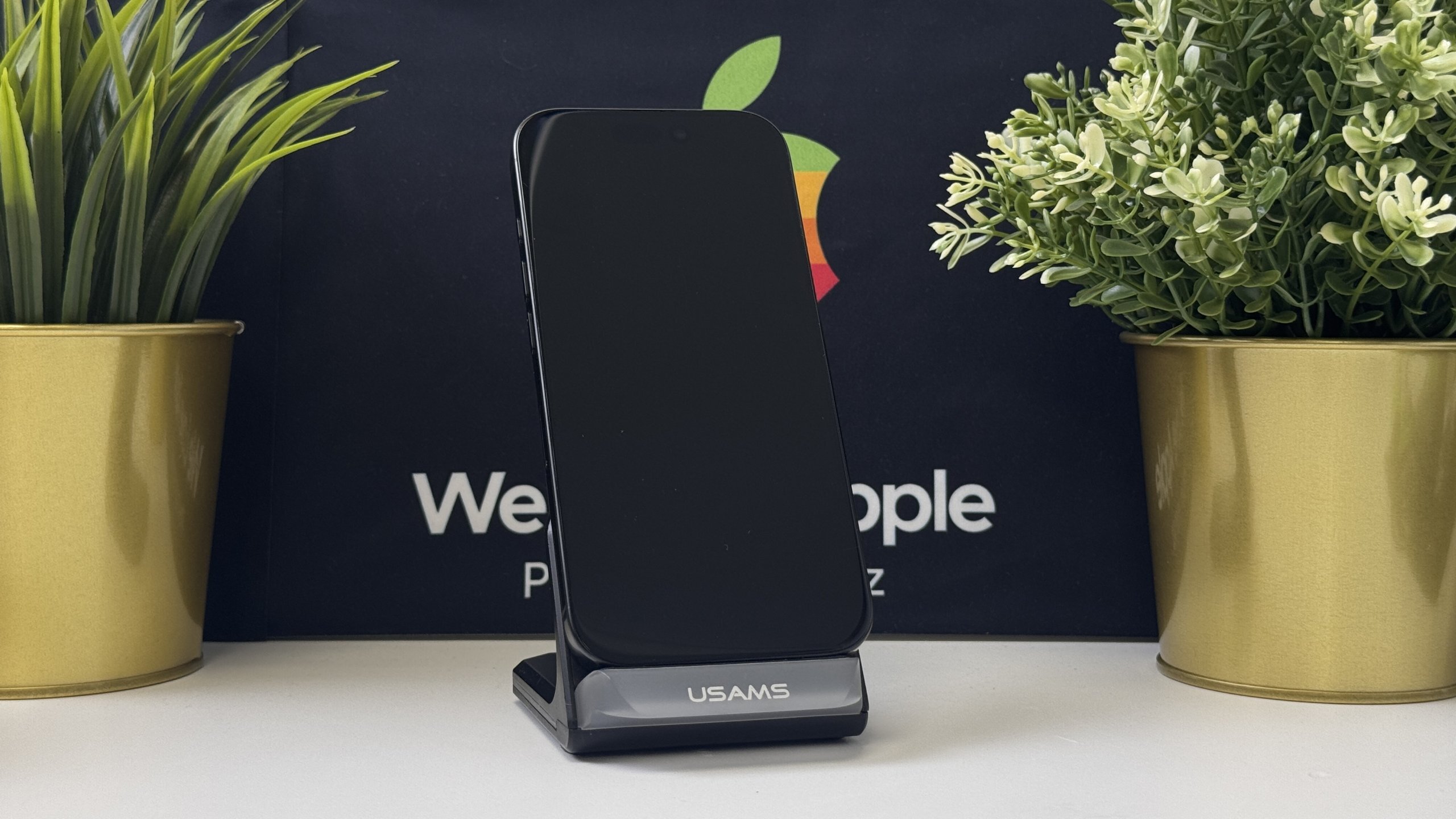 iPhone 16 Pro 256GB, Fekete Titán, Független, Számla, 2 Év Garancia, 89%
