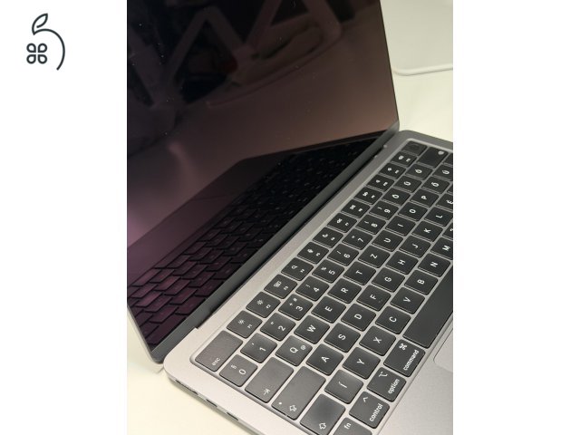 MacBook Air M2, 256GB, Akku 85%