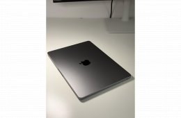 MacBook Air M2, 256GB, Akku 85%