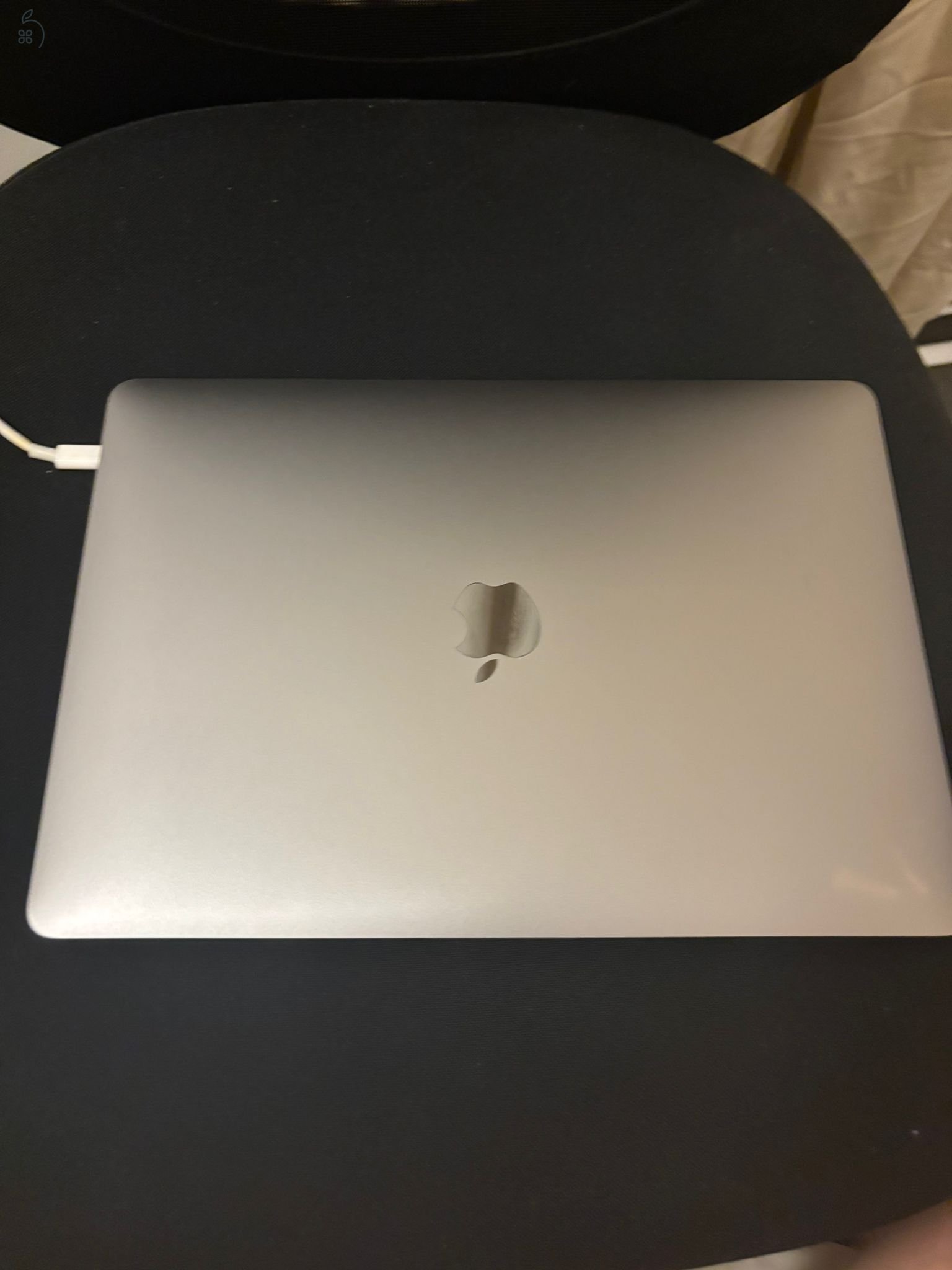 ELADÓ – MACBOOK PRO 13” (2019) – SZÉP ÁLLAPOT, TESZTELT, AZONNAL HASZNÁLHATÓ