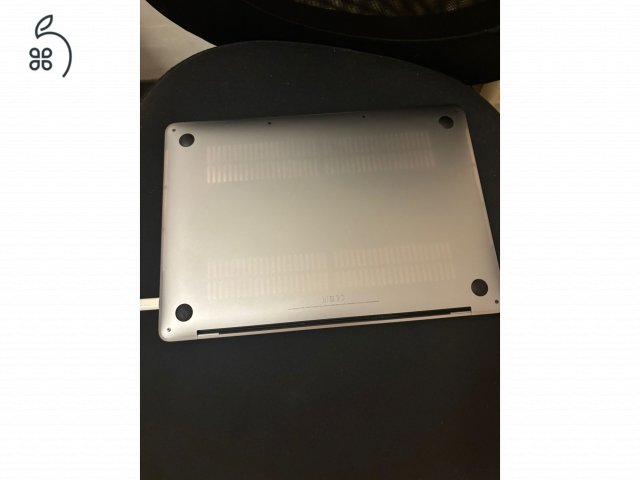 ELADÓ – MACBOOK PRO 13” (2019) – SZÉP ÁLLAPOT, TESZTELT, AZONNAL HASZNÁLHATÓ